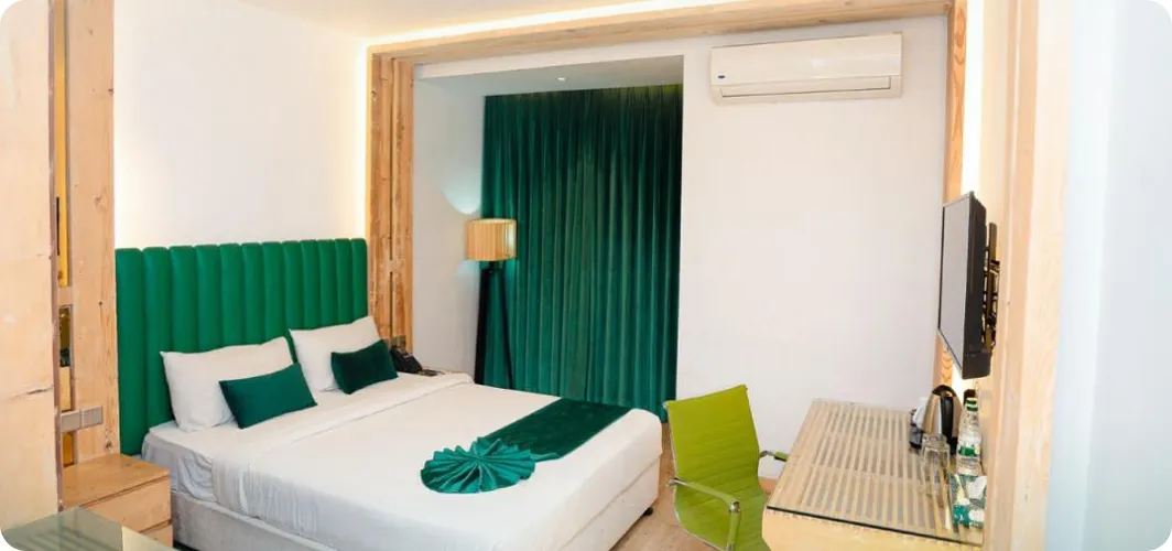 Grace Cox Smart Hotel