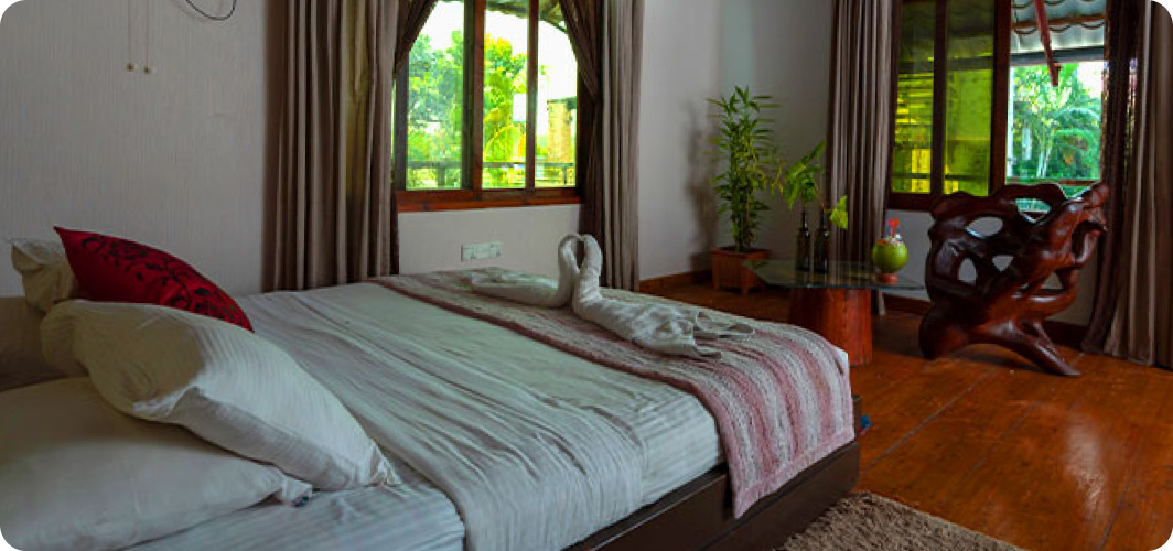 Sampan Resort