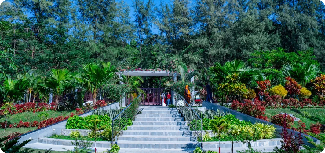 MAUI Resort